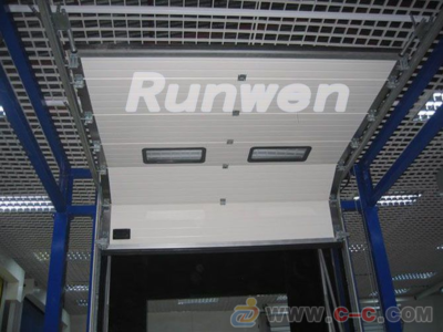 合肥工業(yè)提升門 價(jià)格、品質(zhì)與智能維護(hù)一站式解決方案