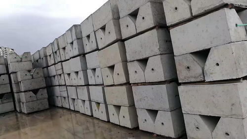 砼威建材 廣州隔離墩、混凝土基座與圍蔽墩批發(fā)價(jià)，自產(chǎn)自銷保障品質(zhì)